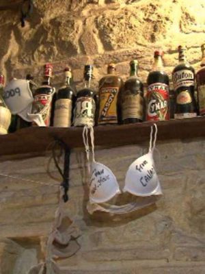 wp-content/uploads/2026/02/vena-di-vino-volterra-interno-bottiglie-vintage-2013.jpg.jpg